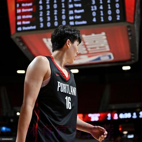 杨瀚森未登场夏普24+9+5 开拓者主场轻取老鹰 杨瀚森未登场夏普24+9+5 开拓者主场轻取老鹰